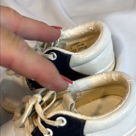 Vintage Stride Rite, Toddler/Baby Walking Saddle Shoes, Navy/White, sz 5 1/2 M - Picture 9 of 13